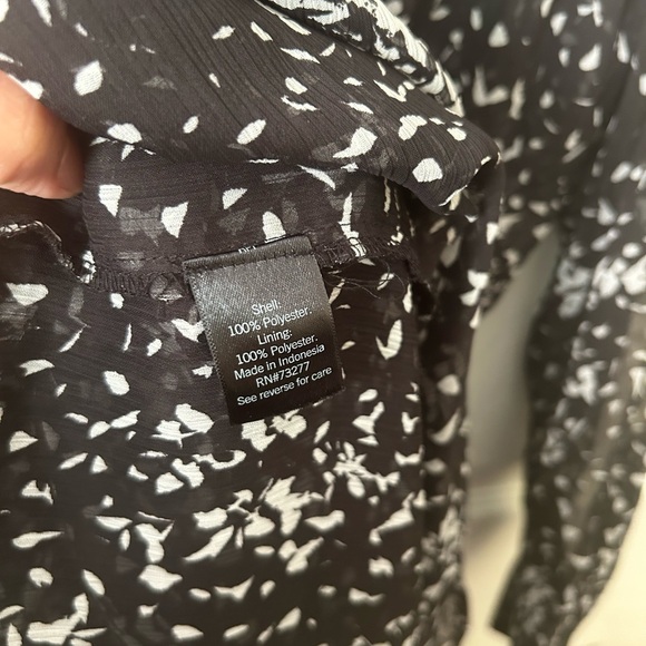 💙Simply Vera Vera Wang Black and White floral Long Sleeve Sundress XL - Picture 5 of 6